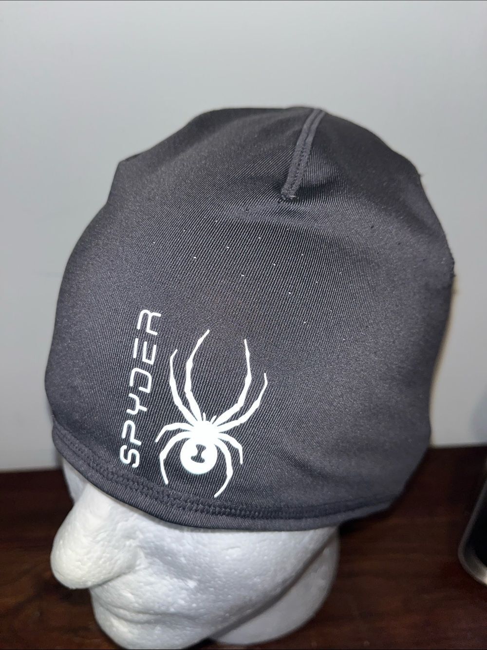 Spyder Skullcap Beanie Cap mens Women's Unisex Lightweight Running /Athletic  OS